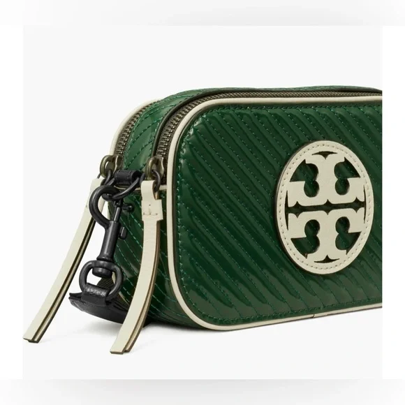 ❌SOLD❤️Tory Burch NWT Miller Quilted Patent Leather Crossbody Bag - Picture 3 of 5
